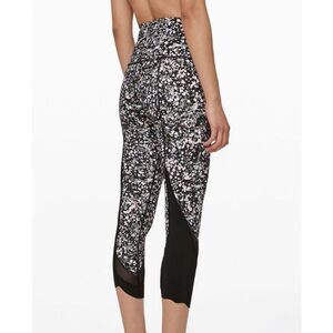 Lululemon Wunder Under Scalloped Leggings
